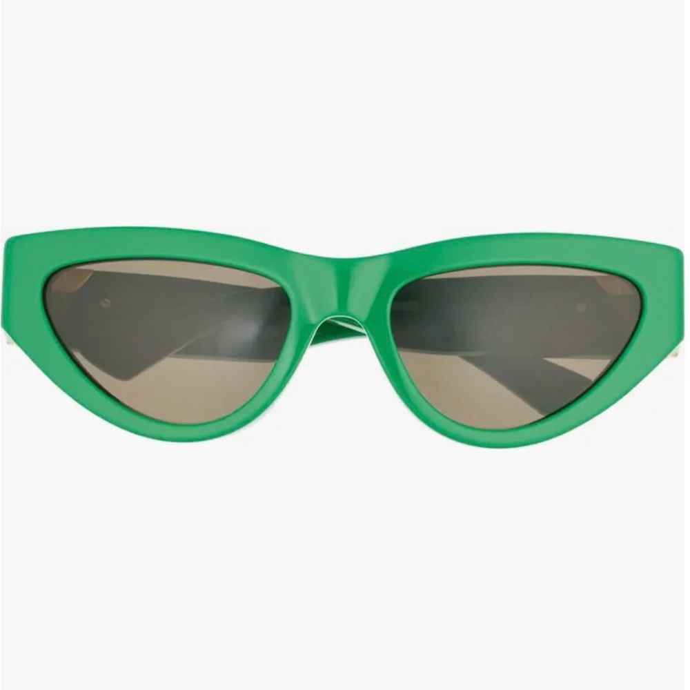 Bottega Veneta Vibrant Green Sunglasses 55mm worn once - Picture 4 of 14